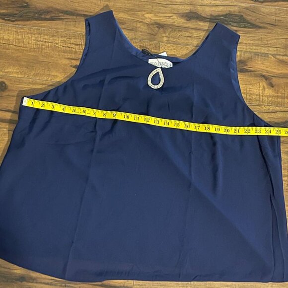 SOLD          Hanna Nikole Plus Size Mother of the Bride Navy Pant Suit Size 22W - Picture 8 of 16